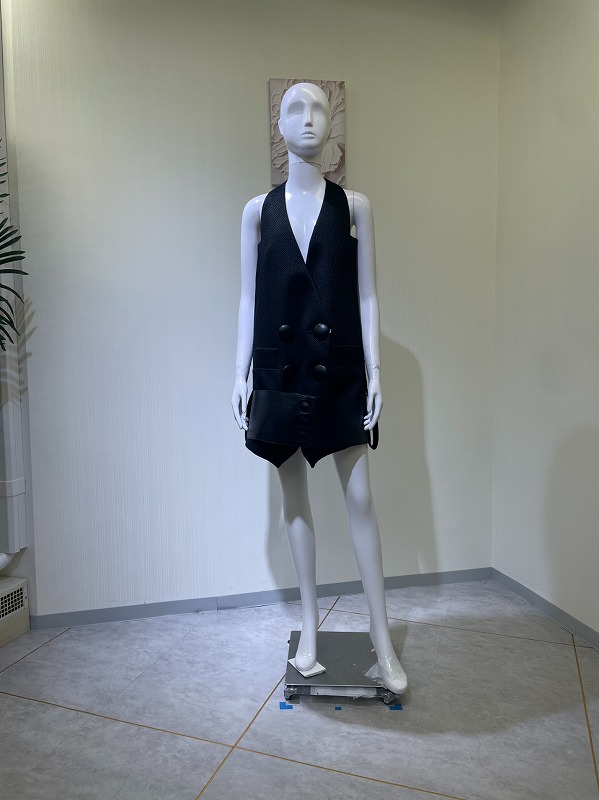 【レンタルドレス 4230】トレンチデザインレザー裾切替フレアミニドレス ブラック【LOUIS VUITTON】